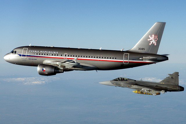 у якій країні розташована штаб-квартира авіабудівної компанії airbus?