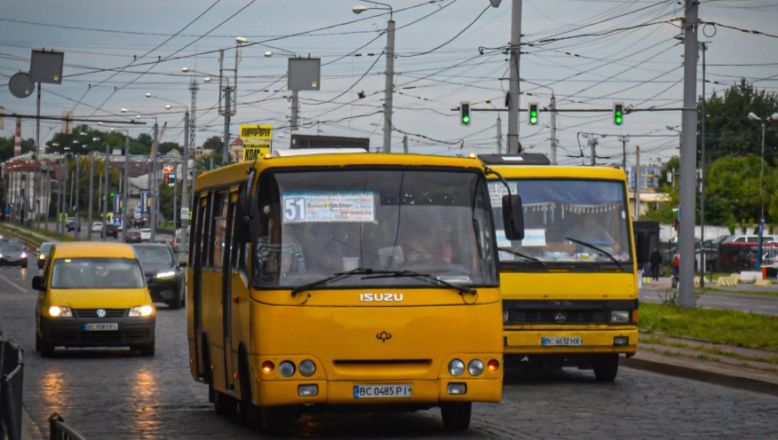 17 автобус львів