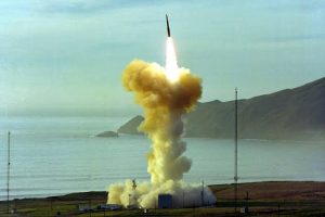 LGM-30G Minuteman III — єдина розгорнута міжконтинентальна балістична ракета наземного базування США. Станом на 2026 рік на бойовому чергуванні лишаються 400 ракет у шахтах трьох крил Повітряних сил, а заміна LGM-35A Sentinel ще не стала бойовою системою.