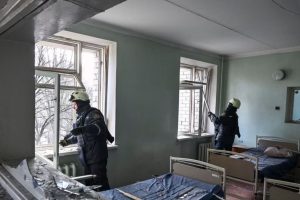 Атака РФ пошкодила медзаклад на Хмельниччині: четверо пацієнтів травмовані