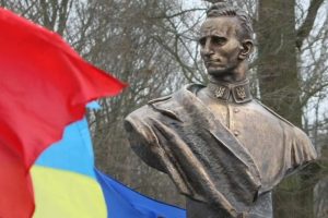 Скандал через рік Шухевича: Львівська облрада у глухому куті