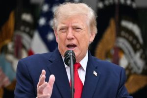 Трамп обіцяє організувати зустріч із Путіним і Зеленським дуже скоро