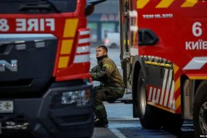 Екстрені вимкнення світла в Києві після дронових атак